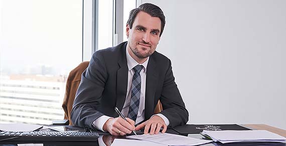 corporate_fink2_570x291